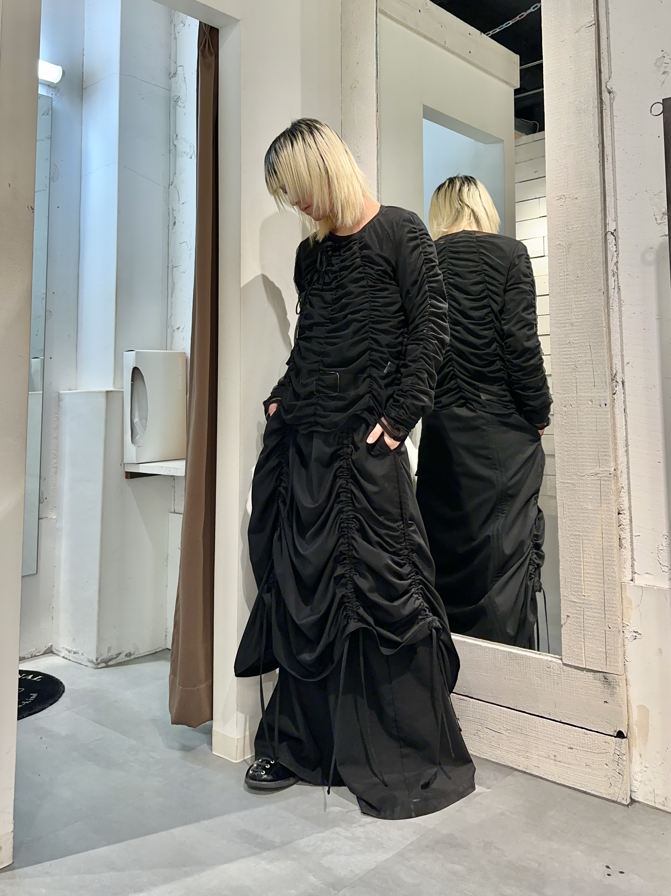 シアーリボントップ＆スカートレイヤード